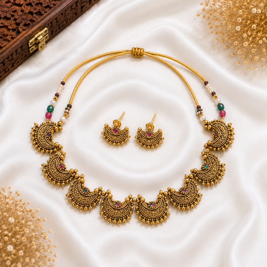 Traditional Antique Crescent Motif Necklace Set