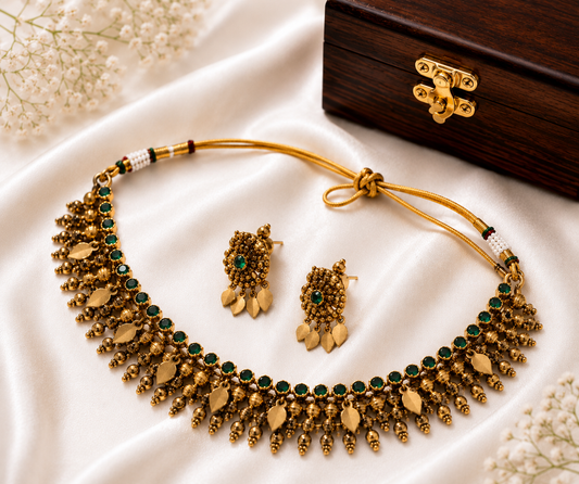 Antique Elakkathali Necklace Set