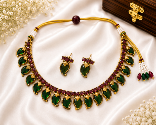 Palakka Kemp Leaf Choker Necklace Set